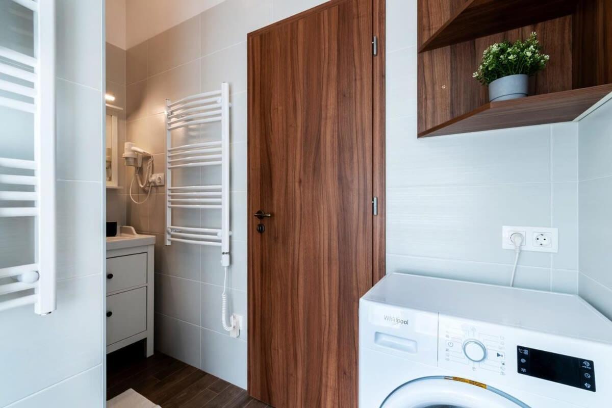 Comfy New Apartment At Castle Budapest Exterior foto